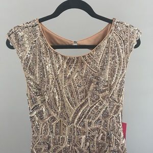 Badgley  Mischka Belle NWT 12 gold sequin dress